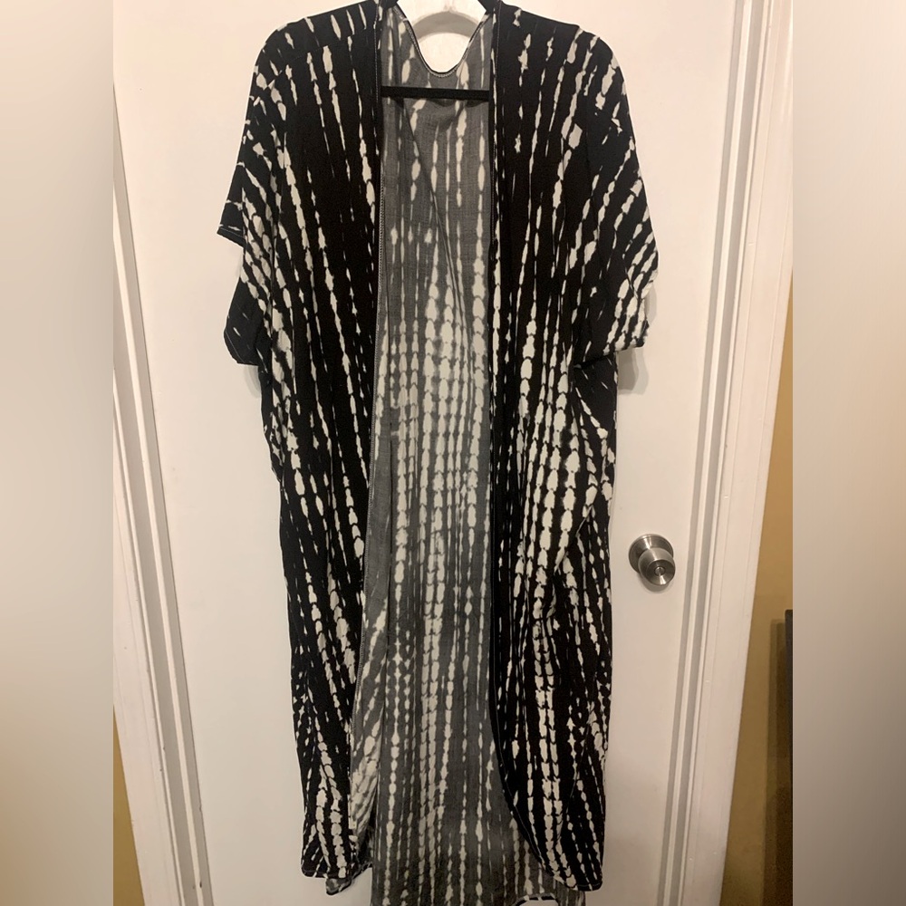 💙Patterned Floor Length Cover & Kimono